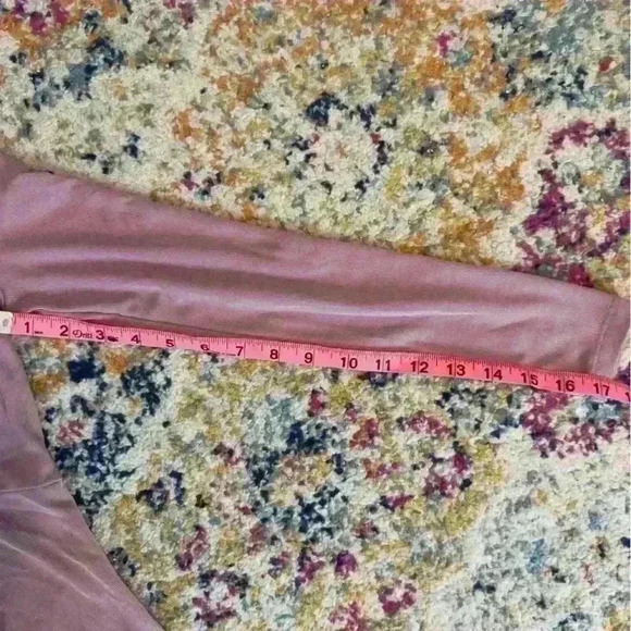 Elodie Women’s Blush Pink Bodysuit Size Large - Picture 9 of 9